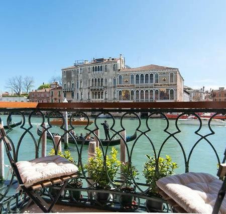 Casa Zucchi | Grand Canal Apartment Венеція Екстер'єр фото