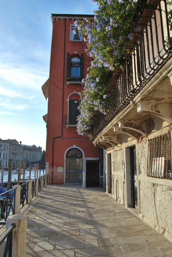 Casa Zucchi | Grand Canal Apartment Венеція Екстер'єр фото